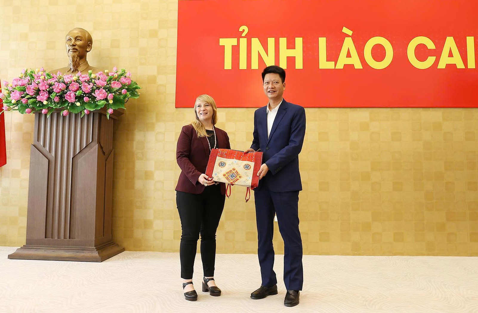 anh tin bai